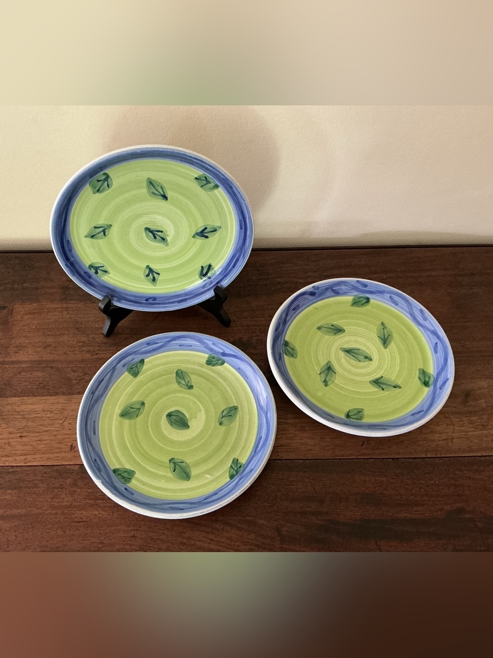 Set of 3 Hand Painted Caleca Plates Simona Pattern Leaves